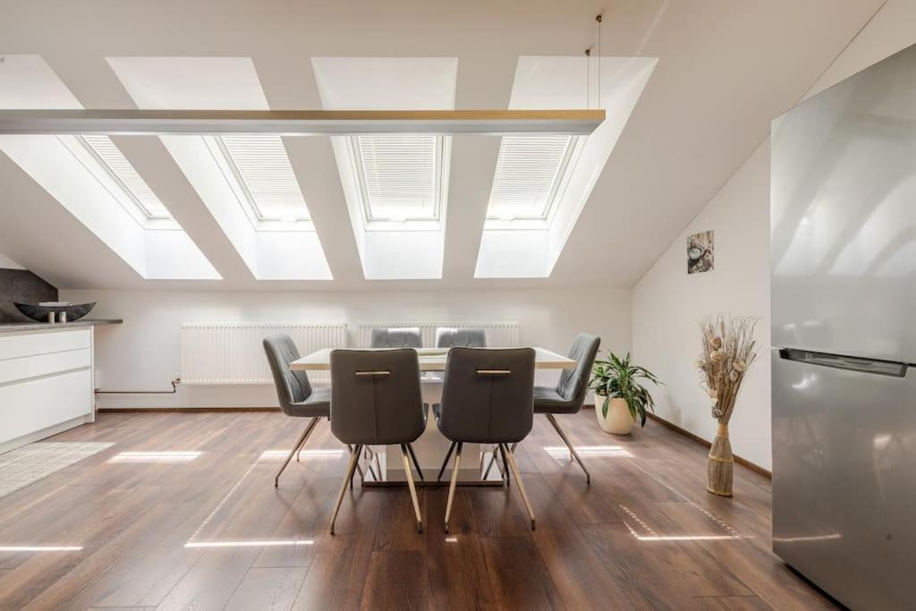 Ferienwohnung Haldennest 블루덴츠 외부 사진